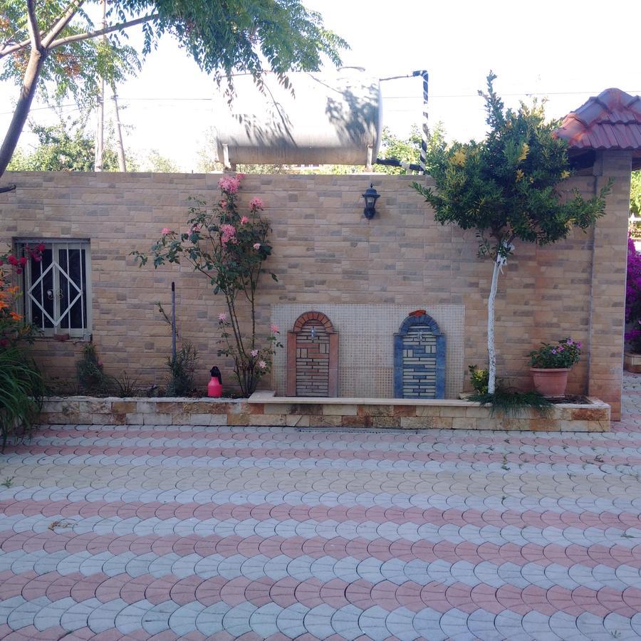 Guest House "Pisha" Durrës Exterior foto